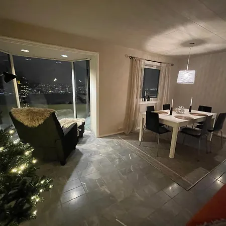 아파트 Spectacular Views And A Great Atmosphere *