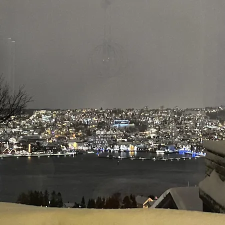 Spectacular Views And A Great Atmosphere * 트롬쇠